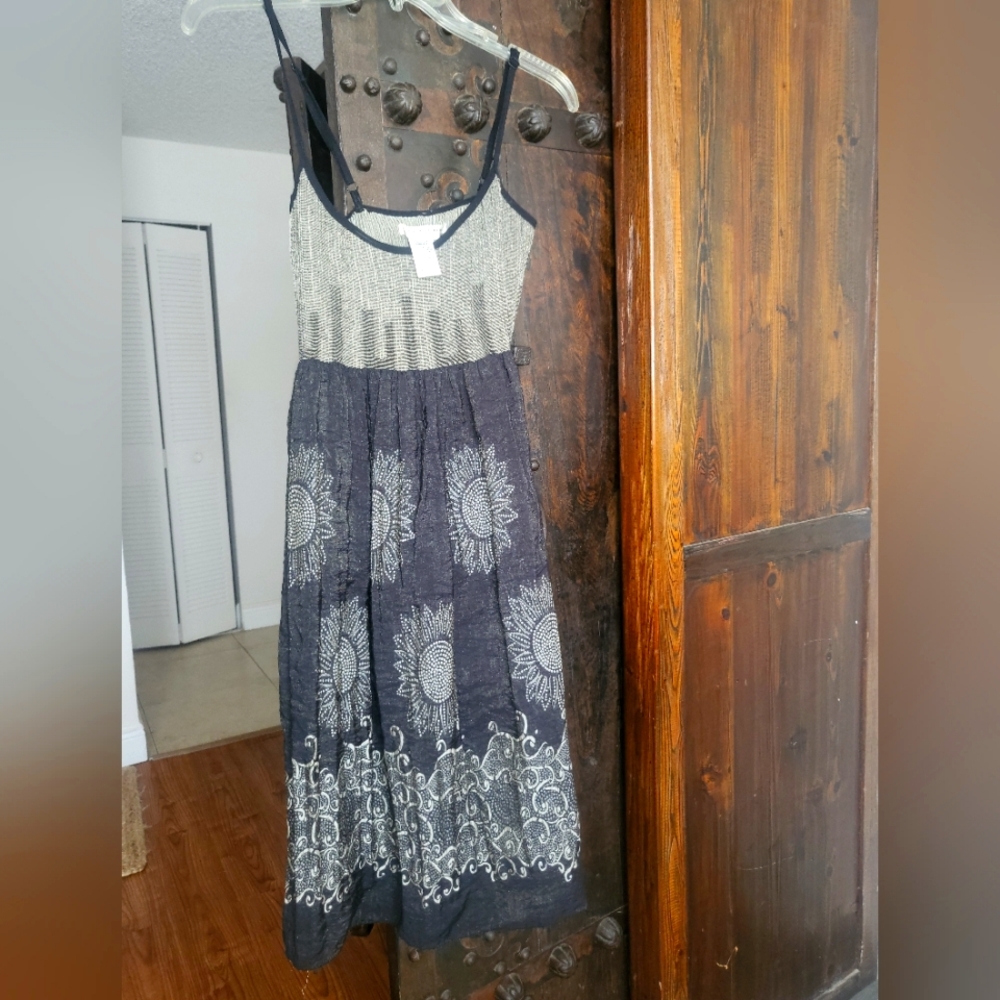MAX STUDIO DRESS SIZE M
